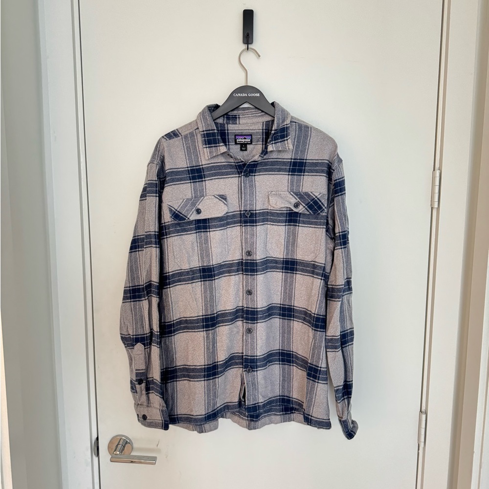 Men’s Patagonia Organic Cotton Midweight Flannel Large